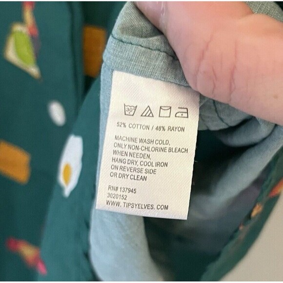 Tipsy Elves Green Button Shirt Chicken Waffles Eggs Sausage Medium Men’s Novelty - Picture 8 of 10